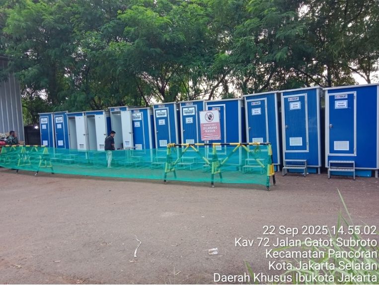 Sewa Rental Toilet Portable VIP